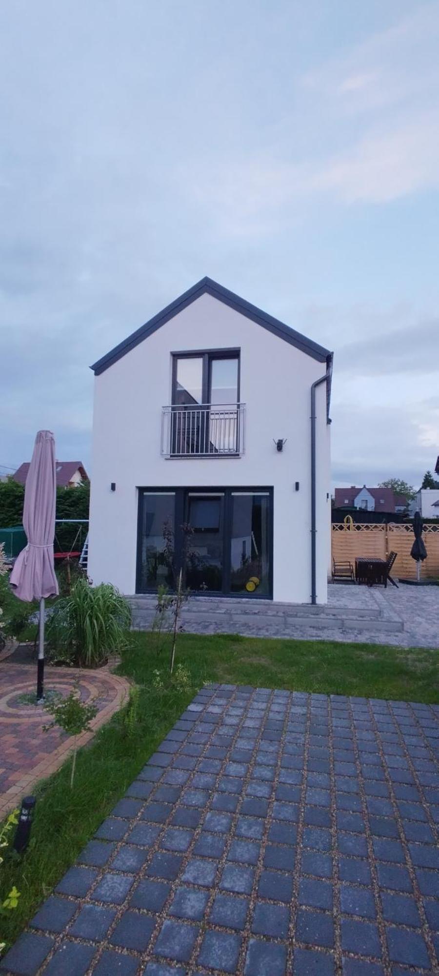 Zara Pokoje Goscinne Oraz Domek Zara Nowosc Wladyslawowo Exterior photo